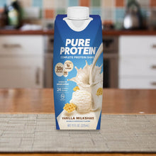 Cargar imagen en el visor de la galería, Batido de Proteína de Vainilla Pure Protein, 30 g de proteína completa, vitaminas A, C, D y E más zinc para apoyar la salud inmunológica, listo para beber y apto para dieta keto, botellas de 11 oz, caja de 12 unidades.