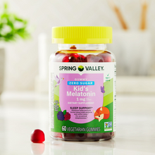 Cargar imagen en el visor de la galería, Melatonina en gomitas para niños, sin azúcar, ayuda a conciliar el sueño mucho más rápido, desde los 2 años de edad, Spring Valley, 60 gomitas
