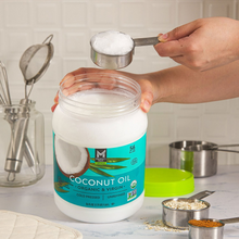 Cargar imagen en el visor de la galería, Aceite de coco virgen, orgánico y prensado en frío a partir de cocos recién recolectados, cultivados de forma natural, 54 onzas
