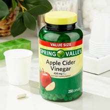 Cargar imagen en el visor de la galería, Vinagre de sidra de manzana. Spring Valley. Disponible en envase de 100 y de 250 cápsulas de 450 mg.

